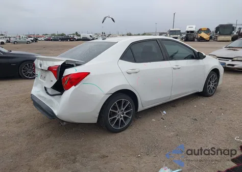 2017 Toyota Corolla Se Special Edition z USA, uszkodzony, nr VIN 5YFBURHE1HP632749